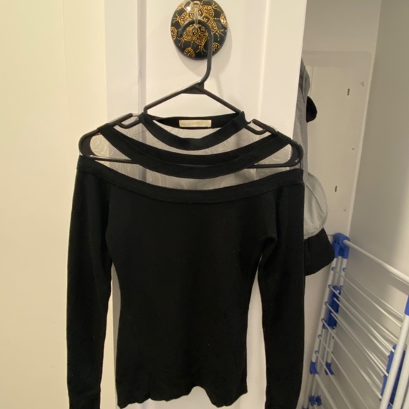 Sexy black top - Picture 2 of 2